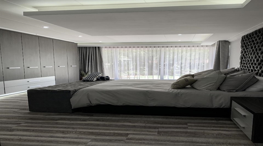 6 Bedroom Property for Sale in Sasolburg Ext 4 Free State